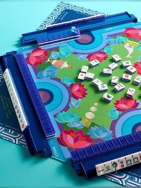 Jonathan Adler Mahjong Set and Matching Mahjong Mat.  NWT